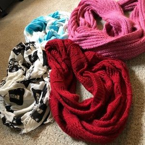 5 FOR $25 DEAL // 4 pack of scarves!